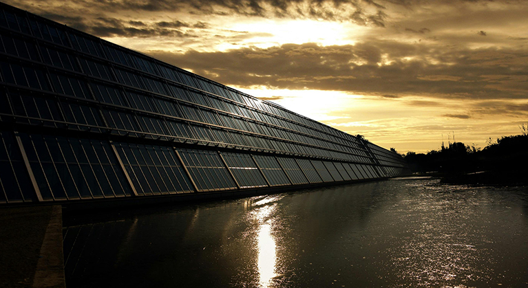 UNM NEWSROOM: Photovoltaic company started by faculty member receives DOE funding